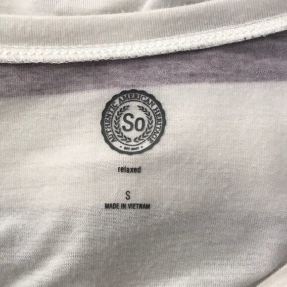 Authentic American Heritage V-Neck Top Size S - Picture 5 of 5